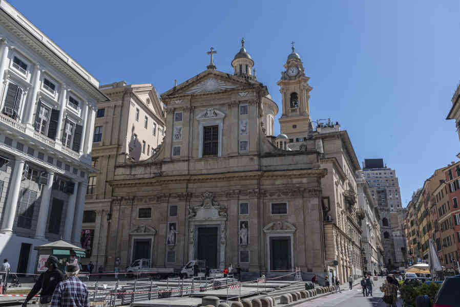 Italia - Génova 117 - iglesia de los Santos Ambrosio y Andrés.jpg